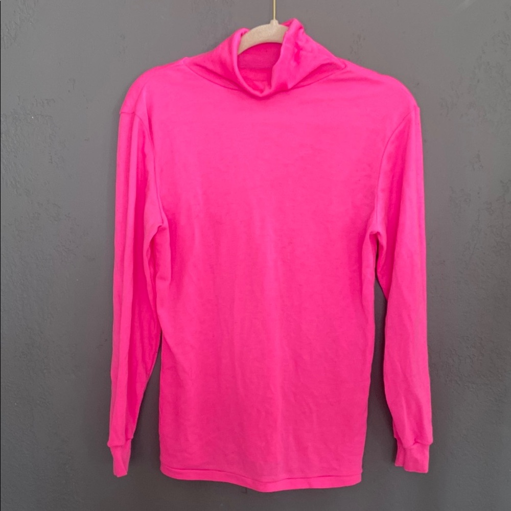 Vintage Tyrolia by Head Bright Fluorescent Neon Pink Turtleneck Shirt